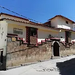 Hostal Monarca