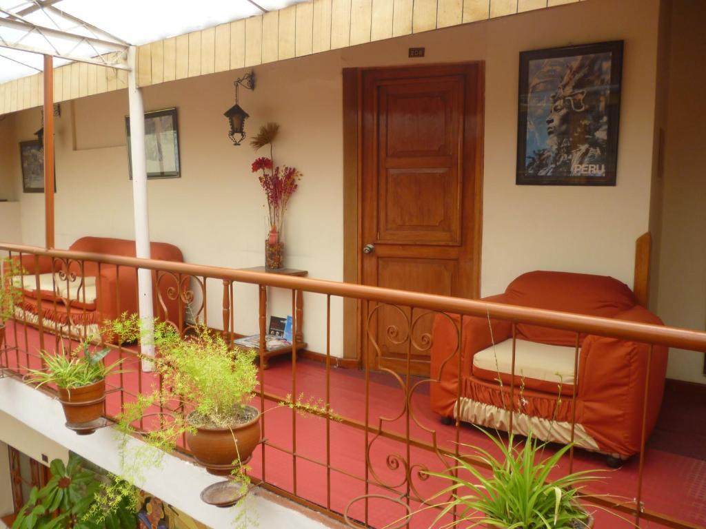 Hotel Monarca 3*